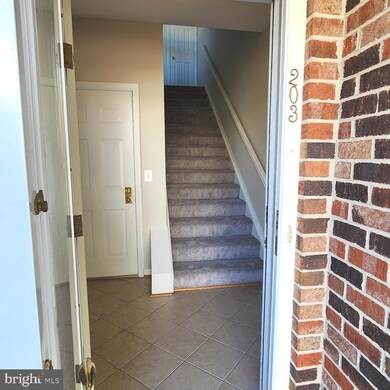 45061 Brae Terrace unit 203, Ashburn, VA 20147 - photo 2
