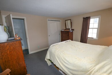 11 Concord Hill Rd, Pittsfield, NH 03263 - photo 4