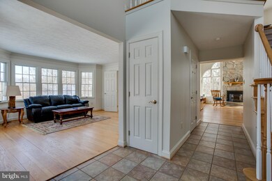 10 Spring Heath Ct, Windsor Mill, MD 21244 - photo 7