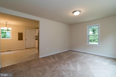 9 Vincent Ln, Stafford, VA 22554 - photo 4