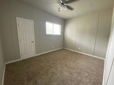 1101 W Lone Star Ave unit A, Cleburne, TX 76033 - photo 6