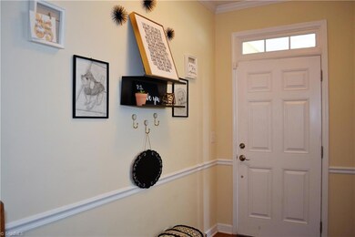 2476 Birch View Dr, High Point, NC 27265 - photo 2