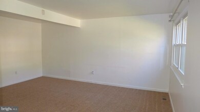 653 Glynlee Ct, Reisterstown, MD 21136 - photo 2