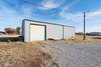 1817 County Road 1251, Tuttle, OK 73089 - photo 3