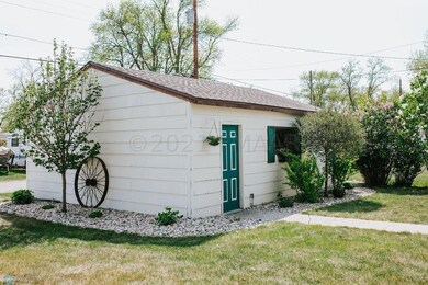 (4) Double Garage