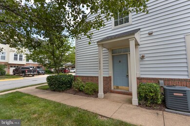 12902 Titania Way, Woodbridge, VA 22192 - photo 4