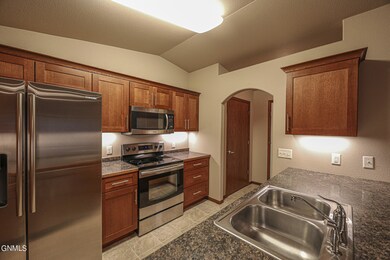 1770 E Calgary Ave 6-07