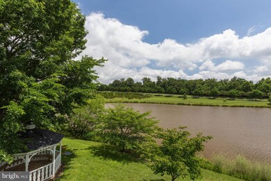 25280 Lake Shore Square unit 201, Chantilly, VA 20152 - photo 3