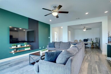 396 Blakney St, Cleburne, TX 76031 - photo 6