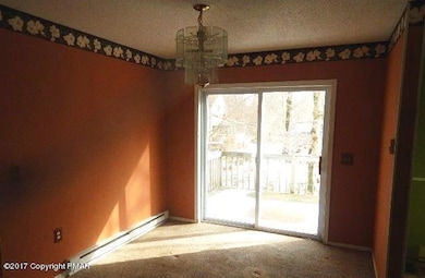 7179 Mountain Dr, Tobyhanna, PA 18466 - photo 4