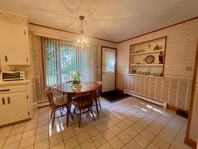 27 Androscoggin St, Gorham, NH 03581 - photo 7