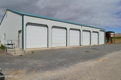 6 Bay Garage1