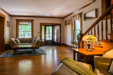 800 N Spring St, Elgin, IL 60120 - photo 4