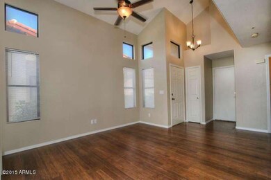 633 S Crows Nest Gilbert AZ-small-004-En