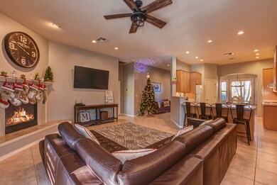 006_Living Room