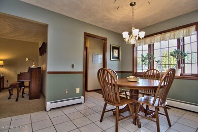 914 Clearview Rd, Moscow, PA 18444 - photo 6