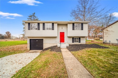 976 Kevin Dr, Kent, OH 44240 - photo 2