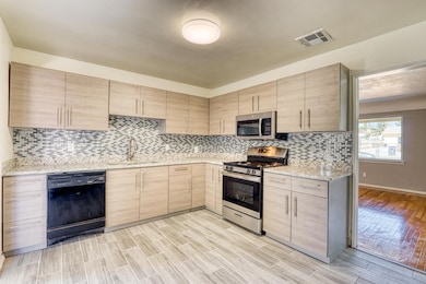 7716 Mazatlan Dr, El Paso, TX 79915 - photo 4