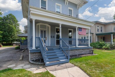 627 W Maumee St - 1041