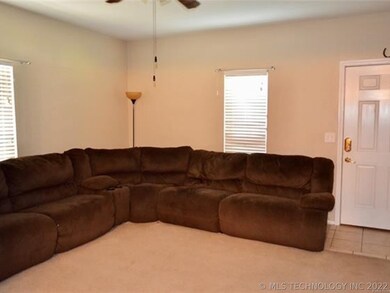 209 S Rosehill Ave, Cleveland, OK 74020 - photo 4