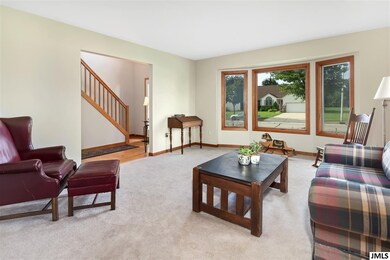 2324 Chestnut Crescent unit 248, Saline, MI 48176 - photo 4