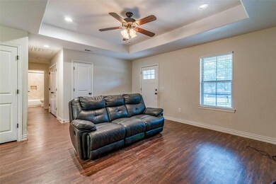 518 W Hull St, Denison, TX 75020 - photo 5