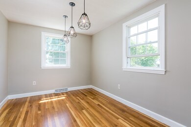 166 Warren St unit 166, Watertown, MA 02472 - photo 5