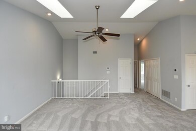 4056 Grays Pointe Ct unit 4056C, Fairfax, VA 22033 - photo 6