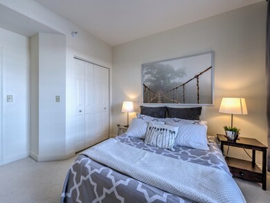 Turnberry unit 103, Buffalo Grove, IL 60089 - photo 2