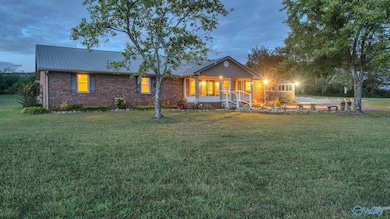 701 Cave Spring Rd, Owens Cross Roads, AL 35763 - photo 7