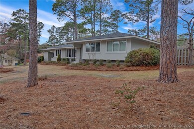 2204 Mcbain Dr, Fayetteville, NC 28305 - photo 4