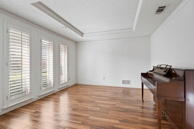 6415 Barkwood Ln, Dallas, TX 75248 - photo 4