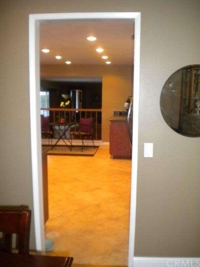 Formal dining room entry to kitchen