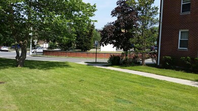 920 Armstrong Ave unit 2-1, Staten Island, NY 10308 - photo 2