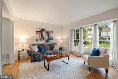 9341 Amaryllis Ave, Manassas, VA 20110 - photo 6