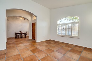 Living Room/Den/Office