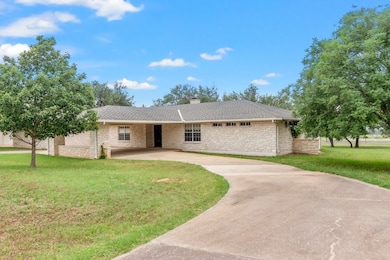 147 Northview Ln, Fredericksburg, TX 78624 - photo 2