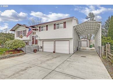 1124 SW Doolittle Ct, Troutdale, OR 97060 - photo 2