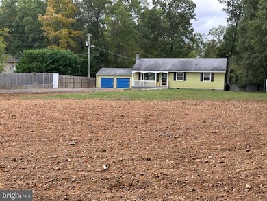 12205 Hooe Rd, Bristow, VA 20136 - photo 2