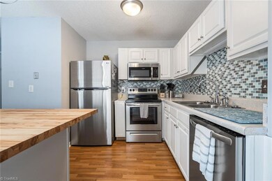 nice kitchen with stainless steel appliances