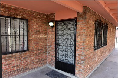 3907 Van Buren Ave unit B, El Paso, TX 79930 - photo 3