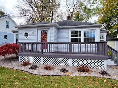 301 W Sugnet Rd, Midland, MI 48640 - photo 3