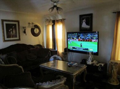 10769 Osgood Ave, Lynwood, CA 90262 - photo 3