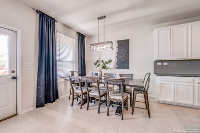 12010 Canyon Rock Ln, San Antonio, TX 78254 - photo 4