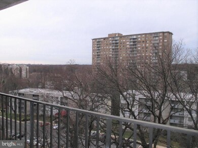 Racquet Club Condominium unit 1103, Hyattsville, MD 20783 - photo 2