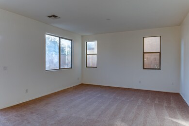 07_6907_S_37th_Gln__07_mls