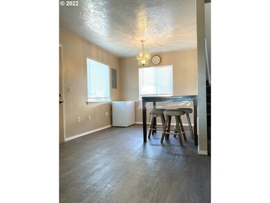 923 N Meridian St unit 3, Newberg, OR 97132 - photo 6