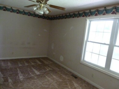 160 Cessna Ln, Shelbyville, TN 37160 - photo 5