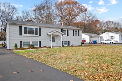 70 Deer Run, Plantsville, CT 06479 - photo 3