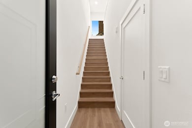 117 Wells Ave S unit E (R), Renton, WA 98057 - photo 6